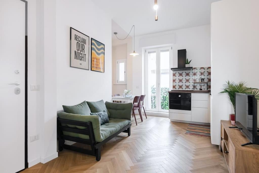 Easylife - Apartment With Balcony Near Navigli ميلان المظهر الخارجي الصورة