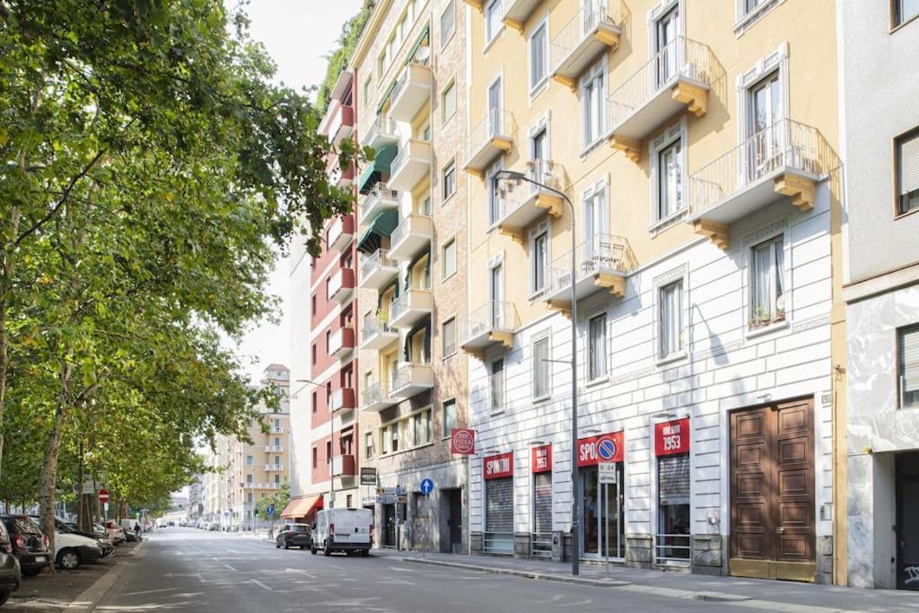 Easylife - Apartment With Balcony Near Navigli ميلان المظهر الخارجي الصورة