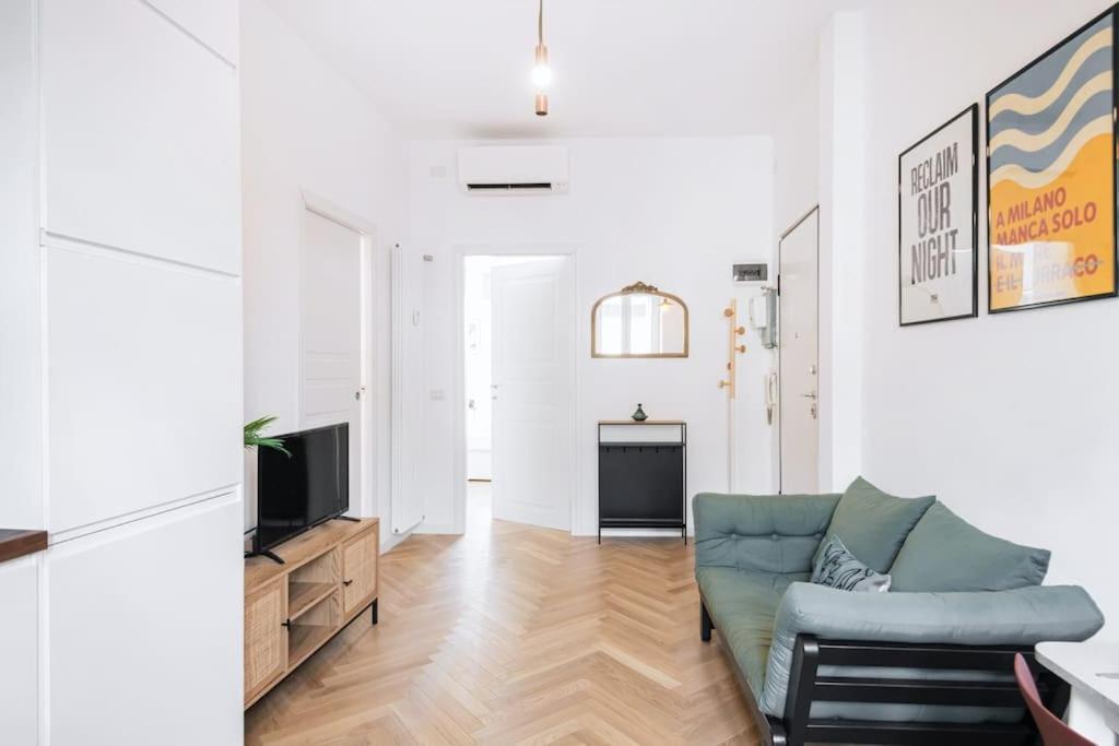 Easylife - Apartment With Balcony Near Navigli ميلان المظهر الخارجي الصورة